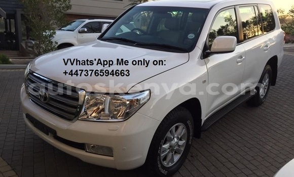 Buy Used Toyota Land Cruiser White Car in Nairobi in Nairobi