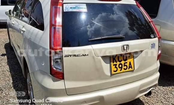 Oofamaa Honda Stream White Makiinaa iti Nairobi keessatti Nairobi keessatti Oofamaa Honda Stream White Makiinaa iti Nairobi keessatti Nairobi keessatti