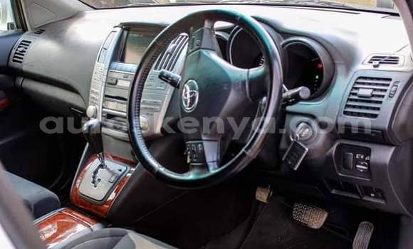 Oofamaa Toyota Harrier White Makiinaa iti Nairobi keessatti Nairobi keessatti Oofamaa Toyota Harrier White Makiinaa iti Nairobi keessatti Nairobi keessatti