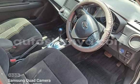 Oofamaa Toyota Axio Silver Makiinaa iti Nairobi keessatti Nairobi keessatti Oofamaa Toyota Axio Silver Makiinaa iti Nairobi keessatti Nairobi keessatti