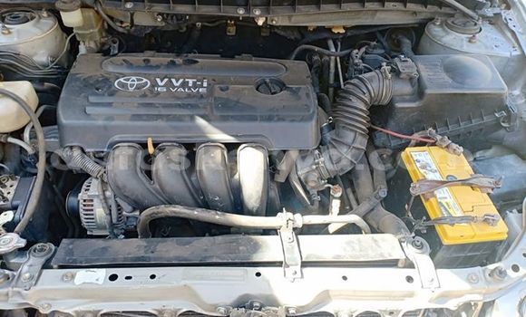 Oofamaa Toyota Allion Silver Makiinaa iti Nanyuki keessatti Rift Valley keessatti Oofamaa Toyota Allion Silver Makiinaa iti Nanyuki keessatti Rift Valley keessatti