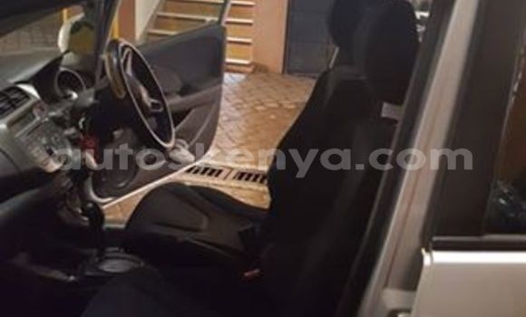 Oofamaa Honda Fit Silver Makiinaa iti Nairobi keessatti Nairobi keessatti Oofamaa Honda Fit Silver Makiinaa iti Nairobi keessatti Nairobi keessatti