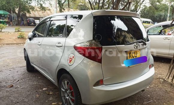 Nunua Ilio tumika Toyota Ractis Fedha Gari ndani ya Nairobi nchini Nairobi