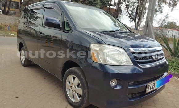 Nunua Ilio tumika Toyota Noah Bluu Gari ndani ya Nairobi nchini Nairobi