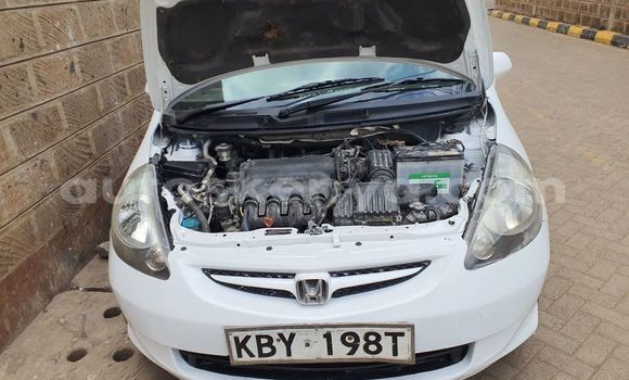 Buy Used Honda Fit White Car in Nairobi in Nairobi Buy Used Honda Fit White Car in Nairobi in Nairobi