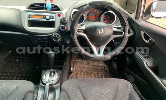 Buy Used Honda Fit Silver Car in Nairobi in Nairobi Buy Used Honda Fit Silver Car in Nairobi in Nairobi
