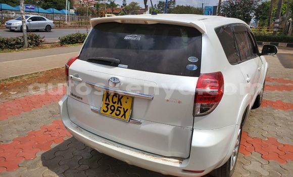 Buy Used Toyota Vanguard White Car in Nairobi in Nairobi Buy Used Toyota Vanguard White Car in Nairobi in Nairobi