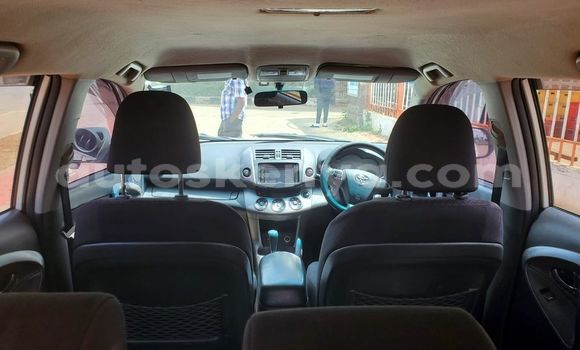 Buy Used Toyota Vanguard White Car in Nairobi in Nairobi Buy Used Toyota Vanguard White Car in Nairobi in Nairobi