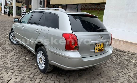 Nunua Ilio tumika Toyota Avensis Fedha Gari ndani ya Nairobi nchini Nairobi