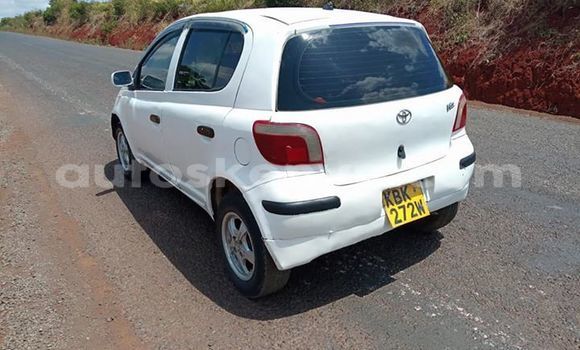 Oofamaa Toyota Vitz White Makiinaa iti Kiambu keessatti Central Kenya keessatti Oofamaa Toyota Vitz White Makiinaa iti Kiambu keessatti Central Kenya keessatti