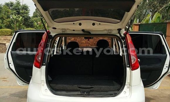 Oofamaa Nissan Note White Makiinaa iti Nairobi keessatti Nairobi keessatti Oofamaa Nissan Note White Makiinaa iti Nairobi keessatti Nairobi keessatti