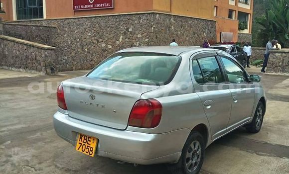 Oofamaa Toyota Platz Silver Makiinaa iti Nairobi keessatti Nairobi keessatti Oofamaa Toyota Platz Silver Makiinaa iti Nairobi keessatti Nairobi keessatti
