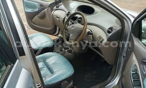 Oofamaa Toyota Platz Silver Makiinaa iti Nairobi keessatti Nairobi keessatti Oofamaa Toyota Platz Silver Makiinaa iti Nairobi keessatti Nairobi keessatti