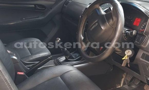 Buy Used Isuzu D–MAX White Car in Nairobi in Nairobi Buy Used Isuzu D–MAX White Car in Nairobi in Nairobi