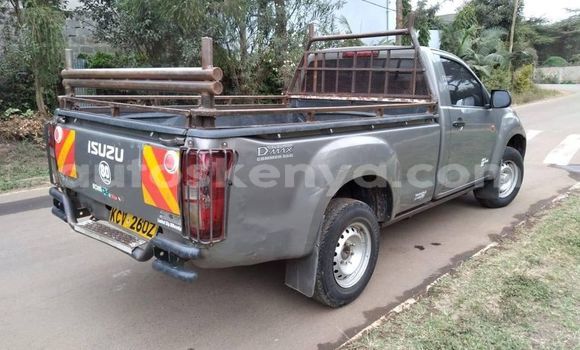 Oofamaa Isuzu D–MAX Other Makiinaa iti Nairobi keessatti Nairobi keessatti