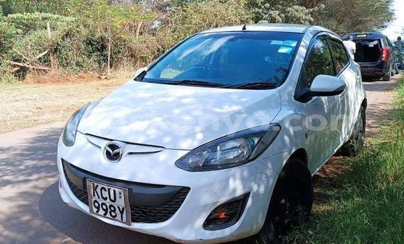 Oofamaa Mazda Demio White Makiinaa iti Nairobi keessatti Nairobi keessatti Oofamaa Mazda Demio White Makiinaa iti Nairobi keessatti Nairobi keessatti