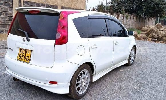 Oofamaa Nissan Note White Makiinaa iti Nairobi keessatti Nairobi keessatti Oofamaa Nissan Note White Makiinaa iti Nairobi keessatti Nairobi keessatti