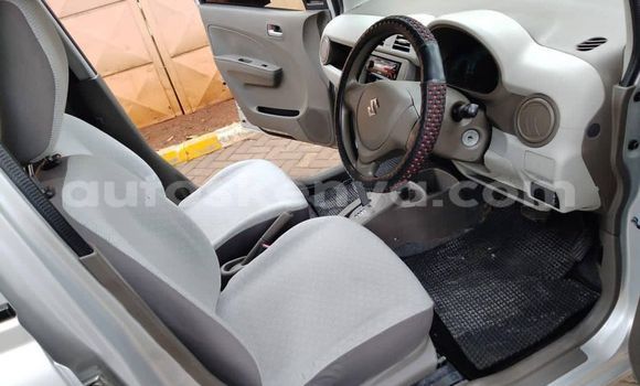 Oofamaa Suzuki Alto Silver Makiinaa iti Nairobi keessatti Nairobi keessatti Oofamaa Suzuki Alto Silver Makiinaa iti Nairobi keessatti Nairobi keessatti