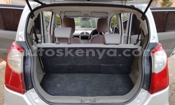 Oofamaa Suzuki Alto Silver Makiinaa iti Nairobi keessatti Nairobi keessatti Oofamaa Suzuki Alto Silver Makiinaa iti Nairobi keessatti Nairobi keessatti