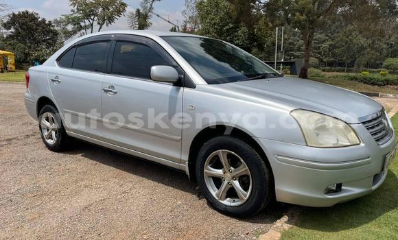 Oofamaa Toyota Premio Silver Makiinaa iti Nairobi keessatti Nairobi keessatti