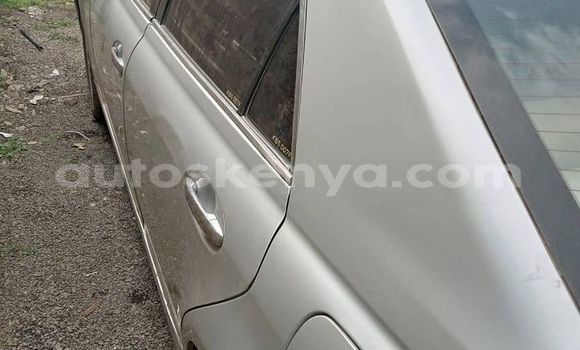 Oofamaa Toyota Mark X Silver Makiinaa iti Nairobi keessatti Nairobi keessatti Oofamaa Toyota Mark X Silver Makiinaa iti Nairobi keessatti Nairobi keessatti