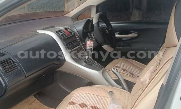 Oofamaa Toyota Auris Silver Makiinaa iti Nairobi keessatti Nairobi keessatti Oofamaa Toyota Auris Silver Makiinaa iti Nairobi keessatti Nairobi keessatti