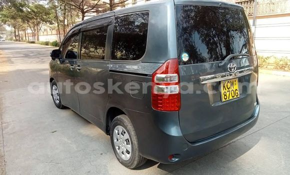 Nunua Ilio tumika Toyota Noah Nyingine Gari ndani ya Nairobi nchini Nairobi Nunua Ilio tumika Toyota Noah Nyingine Gari ndani ya Nairobi nchini Nairobi