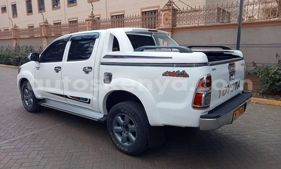 Nunua Ilio tumika Toyota Hilux Nyeupe Gari ndani ya Nairobi nchini Nairobi Nunua Ilio tumika Toyota Hilux Nyeupe Gari ndani ya Nairobi nchini Nairobi