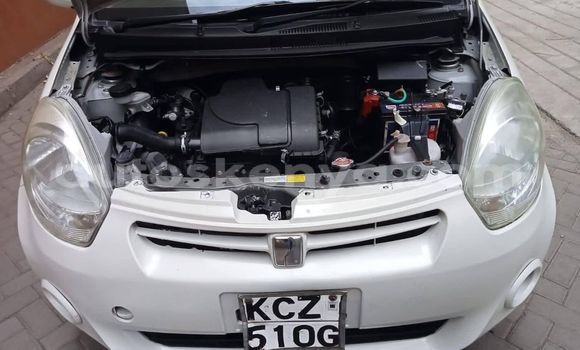 Nunua Ilio tumika Toyota Passo Nyeupe Gari ndani ya Nairobi nchini Nairobi Nunua Ilio tumika Toyota Passo Nyeupe Gari ndani ya Nairobi nchini Nairobi