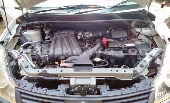 Nunua Ilio tumika Nissan AD Nyeupe Gari ndani ya Nairobi nchini Nairobi Nunua Ilio tumika Nissan AD Nyeupe Gari ndani ya Nairobi nchini Nairobi