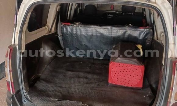 Nunua Ilio tumika Toyota Succeed Nyeupe Gari ndani ya Nairobi nchini Nairobi Nunua Ilio tumika Toyota Succeed Nyeupe Gari ndani ya Nairobi nchini Nairobi