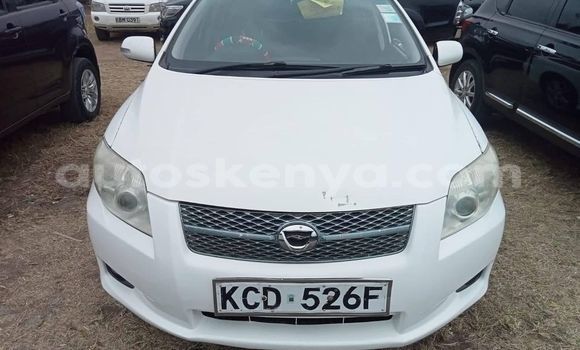 Nunua Ilio tumika Toyota Fielder Nyeupe Gari ndani ya Nairobi nchini Nairobi