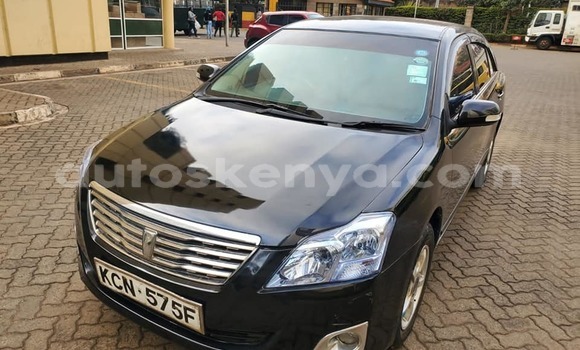 Oofamaa Toyota Premio Black Makiinaa iti Nairobi keessatti Nairobi keessatti