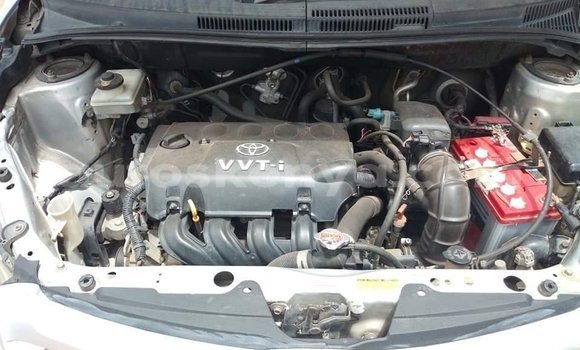 Oofamaa Toyota IST Silver Makiinaa iti Nairobi keessatti Nairobi keessatti Oofamaa Toyota IST Silver Makiinaa iti Nairobi keessatti Nairobi keessatti