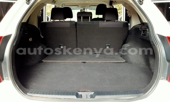 Oofamaa Toyota Fielder White Makiinaa iti Nairobi keessatti Nairobi keessatti Oofamaa Toyota Fielder White Makiinaa iti Nairobi keessatti Nairobi keessatti