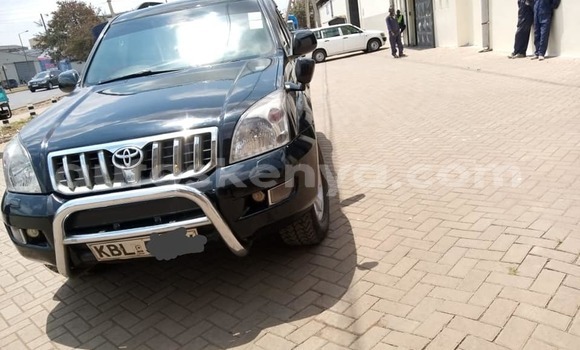 Oofamaa Toyota Land Cruiser Prado Black Makiinaa iti Nairobi keessatti Nairobi keessatti Oofamaa Toyota Land Cruiser Prado Black Makiinaa iti Nairobi keessatti Nairobi keessatti