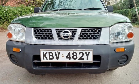 Nunua Ilio tumika Nissan NP 300 Kijani Gari ndani ya Nairobi nchini Nairobi