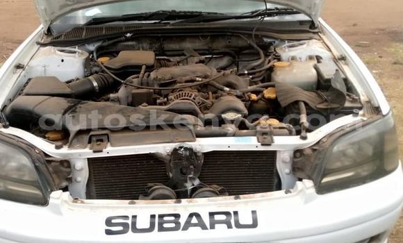 Nunua Ilio tumika Subaru Legacy Nyeupe Gari ndani ya Nairobi nchini Nairobi Nunua Ilio tumika Subaru Legacy Nyeupe Gari ndani ya Nairobi nchini Nairobi