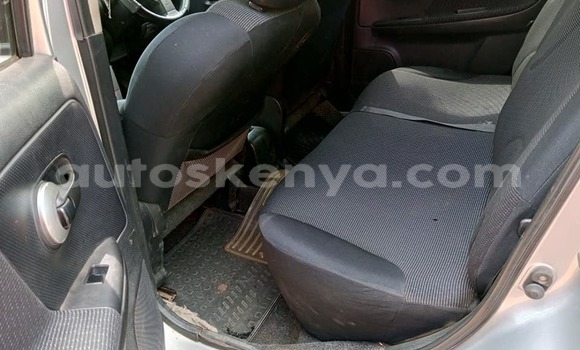 Nunua Ilio tumika Nissan Note Fedha Gari ndani ya Ruiru nchini Nairobi Nunua Ilio tumika Nissan Note Fedha Gari ndani ya Ruiru nchini Nairobi