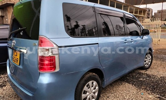 Nunua Ilio tumika Toyota Noah Bluu Gari ndani ya Ruiru nchini Nairobi Nunua Ilio tumika Toyota Noah Bluu Gari ndani ya Ruiru nchini Nairobi