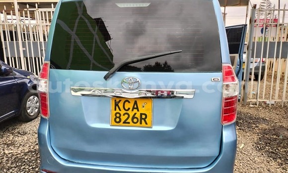 Nunua Ilio tumika Toyota Noah Bluu Gari ndani ya Ruiru nchini Nairobi Nunua Ilio tumika Toyota Noah Bluu Gari ndani ya Ruiru nchini Nairobi