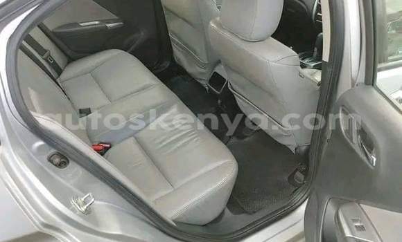 Oofamaa Honda City Silver Makiinaa iti Nairobi keessatti Nairobi keessatti Oofamaa Honda City Silver Makiinaa iti Nairobi keessatti Nairobi keessatti