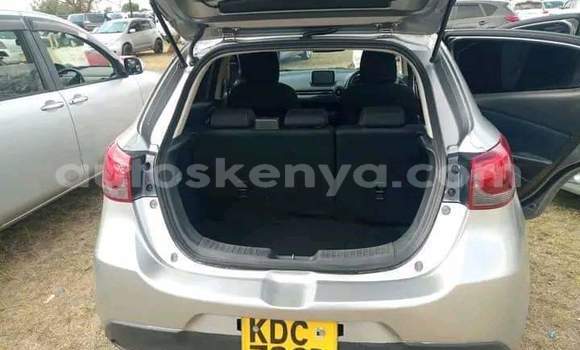 Oofamaa Mazda Demio Silver Makiinaa iti Nairobi keessatti Nairobi keessatti Oofamaa Mazda Demio Silver Makiinaa iti Nairobi keessatti Nairobi keessatti