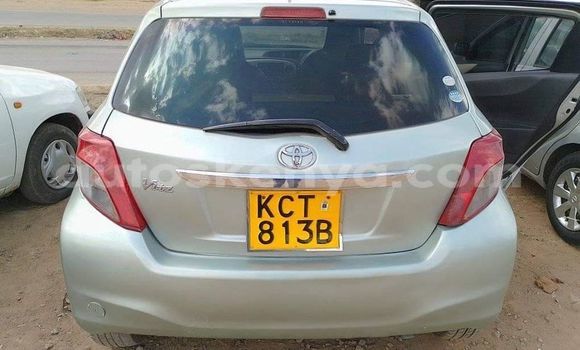 Oofamaa Toyota Vitz Silver Makiinaa iti Nairobi keessatti Nairobi keessatti Oofamaa Toyota Vitz Silver Makiinaa iti Nairobi keessatti Nairobi keessatti