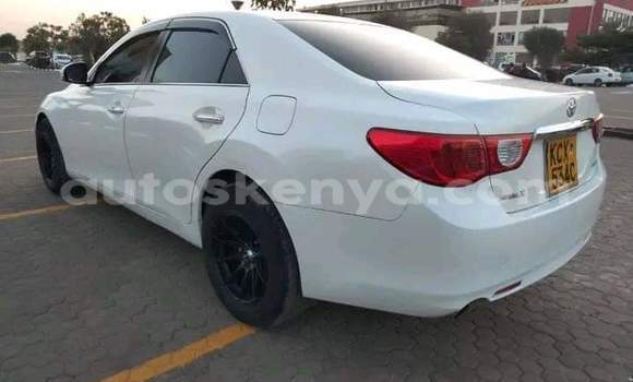 Oofamaa Toyota Mark X White Makiinaa iti Nairobi keessatti Nairobi keessatti Oofamaa Toyota Mark X White Makiinaa iti Nairobi keessatti Nairobi keessatti