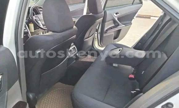 Oofamaa Toyota Mark X White Makiinaa iti Nairobi keessatti Nairobi keessatti Oofamaa Toyota Mark X White Makiinaa iti Nairobi keessatti Nairobi keessatti