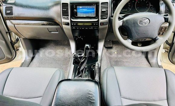 Buy Used Toyota Land Cruiser Prado White Car in Nairobi in Nairobi Buy Used Toyota Land Cruiser Prado White Car in Nairobi in Nairobi