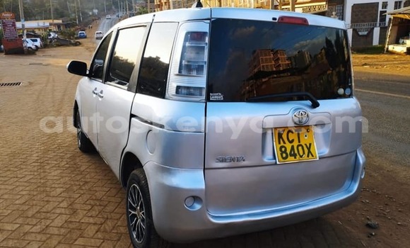 Nunua Ilio tumika Toyota Sienta Fedha Gari ndani ya Nairobi nchini Nairobi Nunua Ilio tumika Toyota Sienta Fedha Gari ndani ya Nairobi nchini Nairobi