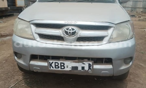 Nunua Ilio tumika Toyota Hilux Fedha Gari ndani ya Nairobi nchini Nairobi Nunua Ilio tumika Toyota Hilux Fedha Gari ndani ya Nairobi nchini Nairobi