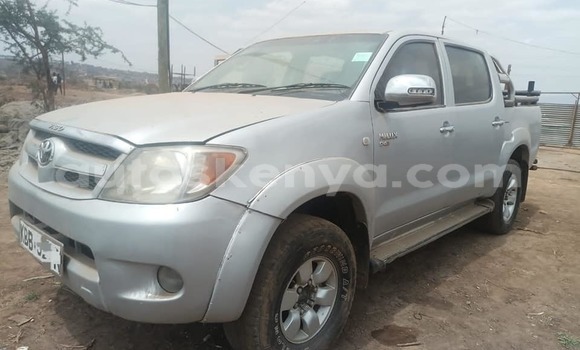 Nunua Ilio tumika Toyota Hilux Fedha Gari ndani ya Nairobi nchini Nairobi Nunua Ilio tumika Toyota Hilux Fedha Gari ndani ya Nairobi nchini Nairobi